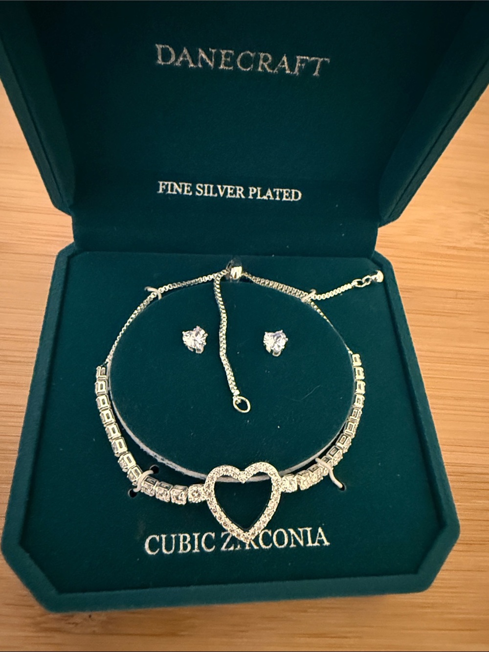 Fine Silver Plated White CZ Heart Love adjustable Bracelet &Earrings Jewelry Set